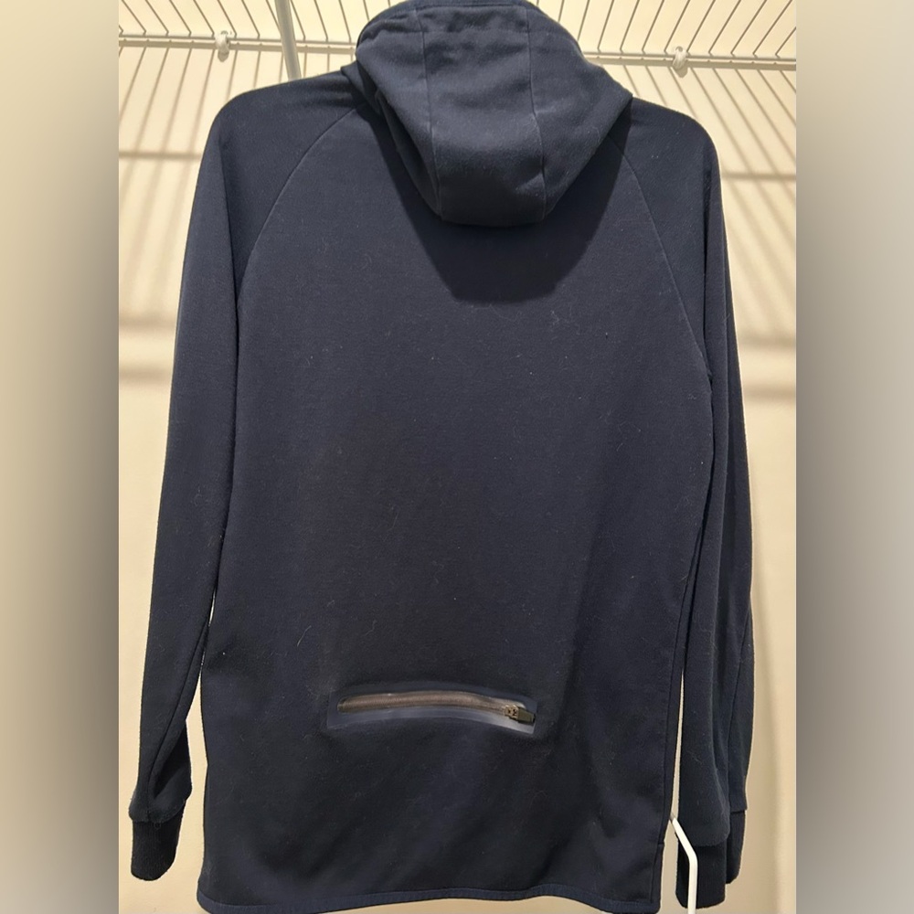 Nike Navy Blue Hooded Zip Jacket, Size Large, Form Fitted mesh hood.